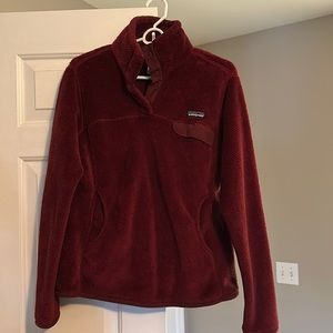 Patagonia women’s button up pullover. Maroon size Medium